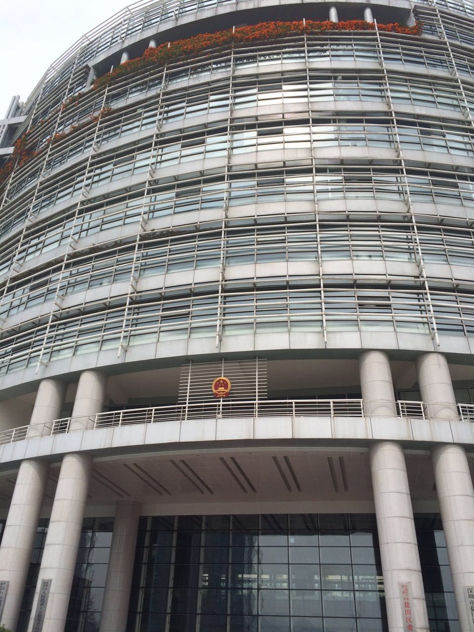 �}��^(q��)������������